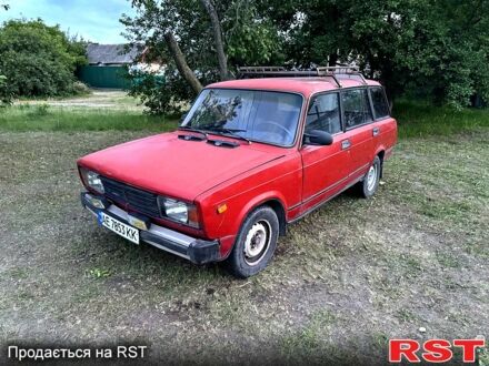 ВАЗ 2104 1985 в Днепре (Днепропетровске) на Automoto.ua Красный ВАЗ 2104, объемом двигателя 1.3 л и пробегом 1000 тыс. км за 700 $, фото 1 на Automoto.ua