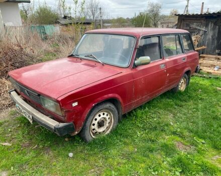 Красный ВАЗ 2104, объемом двигателя 0 л и пробегом 300 тыс. км за 449 $, фото 1 на Automoto.ua