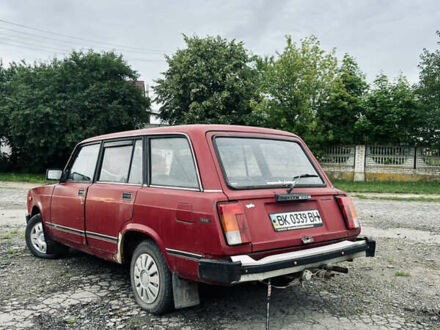 ВАЗ 2104 1986 в Ровно на Automoto.ua Красный ВАЗ 2104, объемом двигателя 1.5 л и пробегом 250 тыс. км за 600 $, фото 1 на Automoto.ua