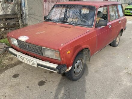 Красный ВАЗ 2104, объемом двигателя 1.5 л и пробегом 200 тыс. км за 400 $, фото 1 на Automoto.ua