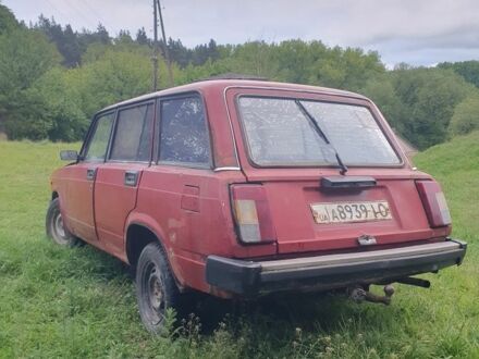 ВАЗ 2104 1988 у Житомирі на Automoto.ua Червоний ВАЗ 2104, об'ємом двигуна 0 л та пробігом 40 тис. км за 350 $, фото 1 на Automoto.ua