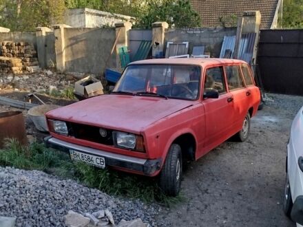 ВАЗ 2104 1988 у Одесі на Automoto.ua Червоний ВАЗ 2104, об'ємом двигуна 0 л та пробігом 1 тис. км за 200 $, фото 1 на Automoto.ua