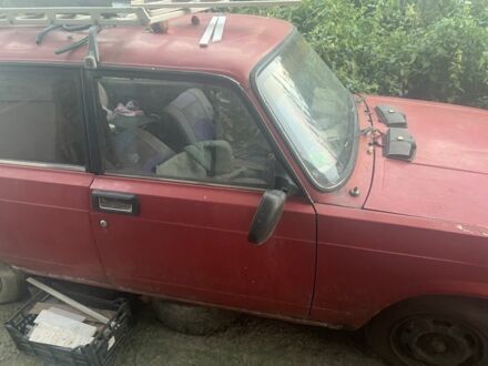 Красный ВАЗ 2104, объемом двигателя 0 л и пробегом 200 тыс. км за 300 $, фото 1 на Automoto.ua