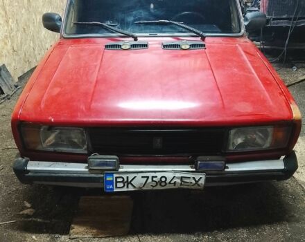 Красный ВАЗ 2104, объемом двигателя 1.5 л и пробегом 200 тыс. км за 402 $, фото 1 на Automoto.ua