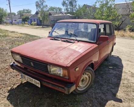 Красный ВАЗ 2104, объемом двигателя 1 л и пробегом 200 тыс. км за 380 $, фото 1 на Automoto.ua