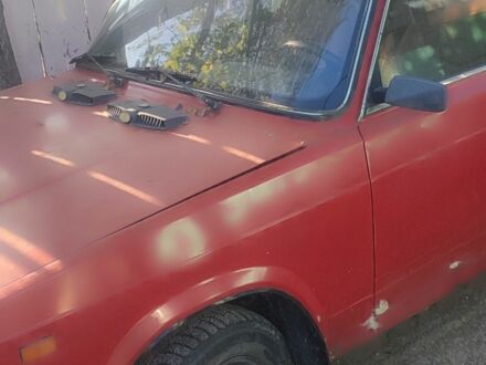 ВАЗ 2104 1993 в Коростене на Automoto.ua Красный ВАЗ 2104, объемом двигателя 1.5 л и пробегом 57 тыс. км за 486 $, фото 1 на Automoto.ua
