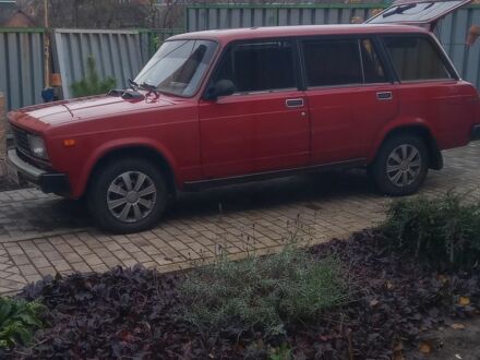 Красный ВАЗ 2104, объемом двигателя 1.6 л и пробегом 2 тыс. км за 833 $, фото 1 на Automoto.ua