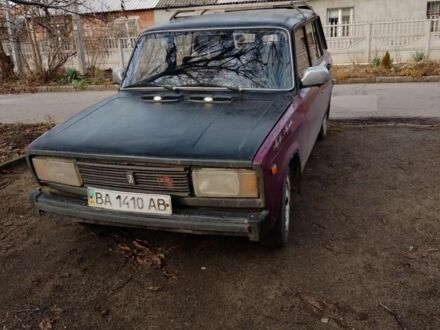 ВАЗ 2104 2001 у Кривому Розі на Automoto.ua Червоний ВАЗ 2104, об'ємом двигуна 0 л та пробігом 150 тис. км за 432 $, фото 1 на Automoto.ua