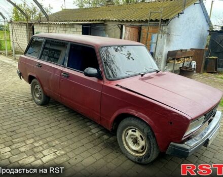 Красный ВАЗ 2104, объемом двигателя 1.5 л и пробегом 300 тыс. км за 700 $, фото 1 на Automoto.ua