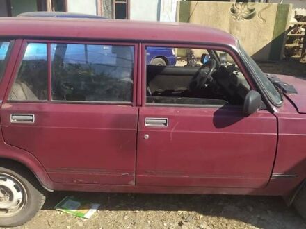 Красный ВАЗ 2104, объемом двигателя 1.5 л и пробегом 70 тыс. км за 900 $, фото 1 на Automoto.ua