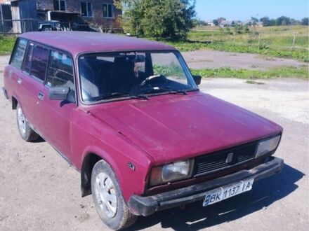Красный ВАЗ 2104, объемом двигателя 1.5 л и пробегом 153 тыс. км за 293 $, фото 1 на Automoto.ua