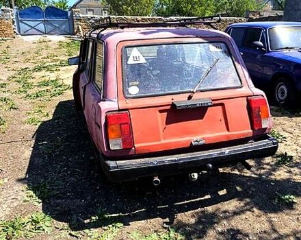 Красный ВАЗ 2104, объемом двигателя 1.5 л и пробегом 0 тыс. км за 200 $, фото 1 на Automoto.ua