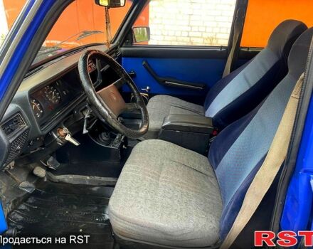 Синий ВАЗ 2104, объемом двигателя 1.5 л и пробегом 250 тыс. км за 880 $, фото 3 на Automoto.ua