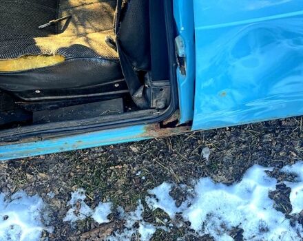 Синий ВАЗ 2104, объемом двигателя 1.5 л и пробегом 250 тыс. км за 350 $, фото 3 на Automoto.ua