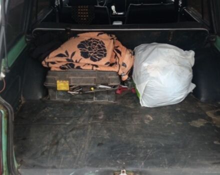 Зеленый ВАЗ 2104, объемом двигателя 1 л и пробегом 111 тыс. км за 1000 $, фото 5 на Automoto.ua