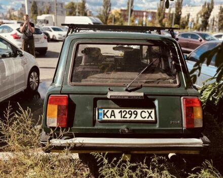 Зеленый ВАЗ 2104, объемом двигателя 1.5 л и пробегом 160 тыс. км за 1350 $, фото 2 на Automoto.ua