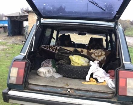 Зеленый ВАЗ 2104, объемом двигателя 1.5 л и пробегом 230 тыс. км за 1309 $, фото 5 на Automoto.ua