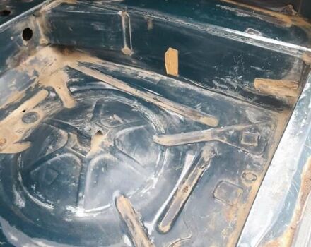 Зеленый ВАЗ 2104, объемом двигателя 1.45 л и пробегом 73 тыс. км за 1750 $, фото 11 на Automoto.ua