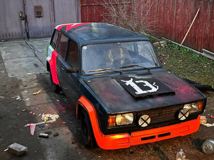 ВАЗ 2104 1996 у Черкасах на Automoto.ua Зелений ВАЗ 2104, об'ємом двигуна 2 л та пробігом 100 тис. км за 1300 $, фото 1 на Automoto.ua