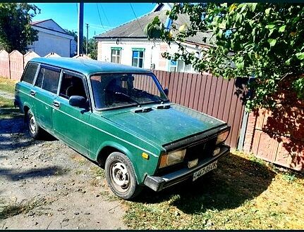 ВАЗ 2104 1998 у Хороле на Automoto.ua Зелений ВАЗ 2104, об'ємом двигуна 13 л та пробігом 0 тис. км за 500 $, фото 1 на Automoto.ua