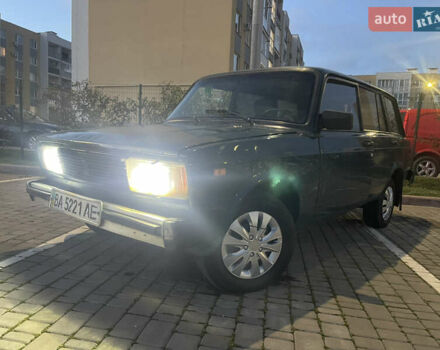 Зеленый ВАЗ 2104, объемом двигателя 0 л и пробегом 300 тыс. км за 1000 $, фото 1 на Automoto.ua