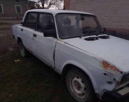 Білий ВАЗ 2105, об'ємом двигуна 0 л та пробігом 200 тис. км за 286 $, фото 1 на Automoto.ua