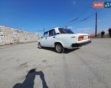 Білий ВАЗ 2105, об'ємом двигуна 1.2 л та пробігом 680 тис. км за 1300 $, фото 9 на Automoto.ua