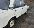 Білий ВАЗ 2105, об'ємом двигуна 5 л та пробігом 70 тис. км за 420 $, фото 2 на Automoto.ua