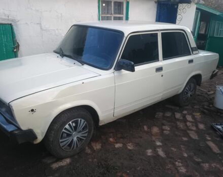 Білий ВАЗ 2105, об'ємом двигуна 1 л та пробігом 180 тис. км за 430 $, фото 3 на Automoto.ua