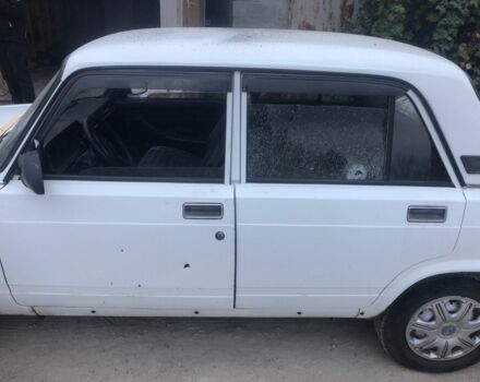 Белый ВАЗ 2105, объемом двигателя 1.3 л и пробегом 1 тыс. км за 715 $, фото 1 на Automoto.ua