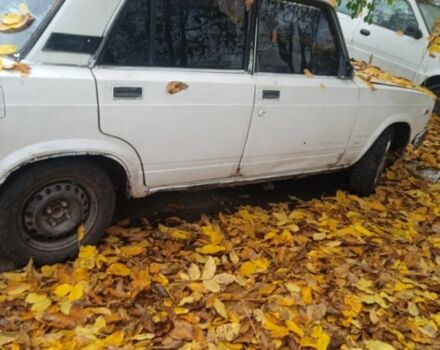 Белый ВАЗ 2105, объемом двигателя 0 л и пробегом 1000 тыс. км за 284 $, фото 1 на Automoto.ua