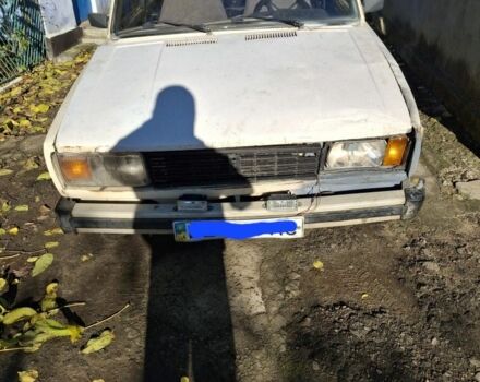 Белый ВАЗ 2105, объемом двигателя 1.3 л и пробегом 92 тыс. км за 470 $, фото 1 на Automoto.ua