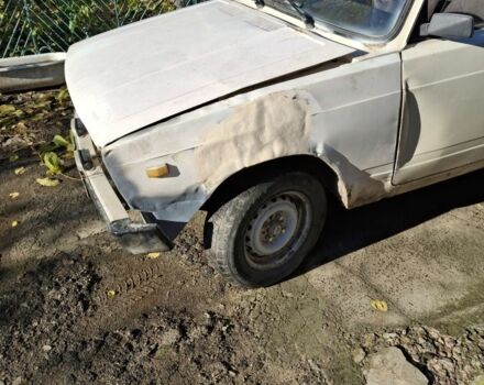 Белый ВАЗ 2105, объемом двигателя 1.3 л и пробегом 92 тыс. км за 470 $, фото 3 на Automoto.ua