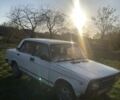 Белый ВАЗ 2105, объемом двигателя 1.5 л и пробегом 180 тыс. км за 620 $, фото 1 на Automoto.ua