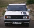 Белый ВАЗ 2105, объемом двигателя 1.3 л и пробегом 100 тыс. км за 528 $, фото 1 на Automoto.ua