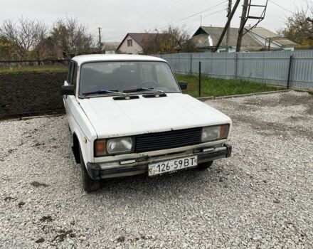 Белый ВАЗ 2105, объемом двигателя 0 л и пробегом 150 тыс. км за 450 $, фото 3 на Automoto.ua