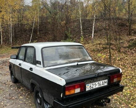 ВАЗ 2105 1981 в Сумах на Automoto.ua Белый ВАЗ 2105, объемом двигателя 1.3 л и пробегом 70 тыс. км за 444 $, фото 2 на Automoto.ua