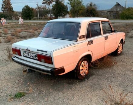 Белый ВАЗ 2105, объемом двигателя 1.5 л и пробегом 100 тыс. км за 597 $, фото 2 на Automoto.ua