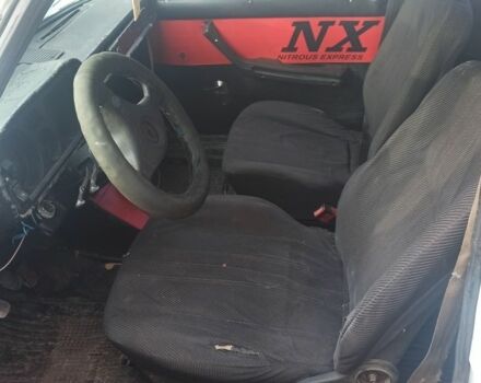 Белый ВАЗ 2105, объемом двигателя 1.3 л и пробегом 79 тыс. км за 331 $, фото 7 на Automoto.ua