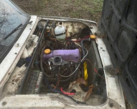 Белый ВАЗ 2105, объемом двигателя 1.4 л и пробегом 60 тыс. км за 71 $, фото 2 на Automoto.ua