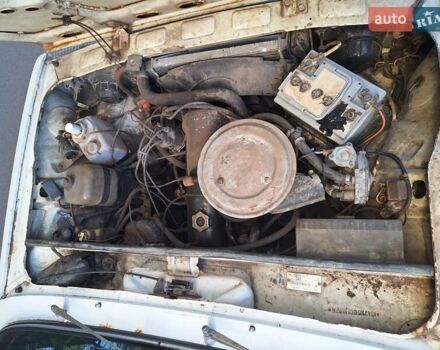 Белый ВАЗ 2105, объемом двигателя 1.2 л и пробегом 99 тыс. км за 838 $, фото 16 на Automoto.ua