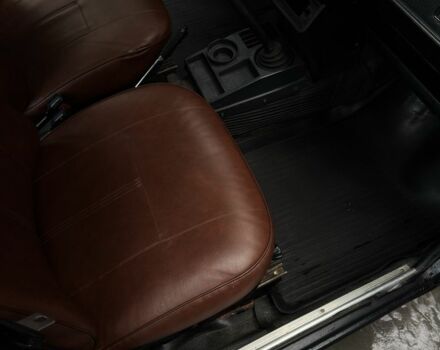 Белый ВАЗ 2105, объемом двигателя 1.5 л и пробегом 1 тыс. км за 912 $, фото 5 на Automoto.ua