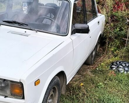 Білий ВАЗ 2105, об'ємом двигуна 1 л та пробігом 64 тис. км за 900 $, фото 2 на Automoto.ua