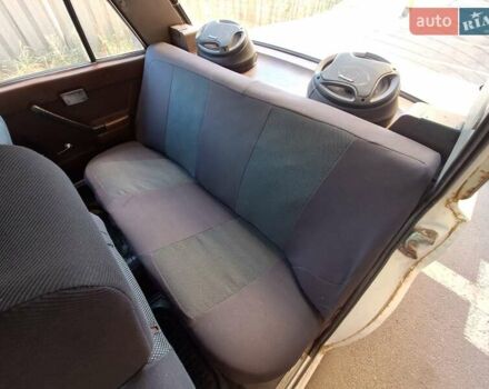 Белый ВАЗ 2105, объемом двигателя 1.2 л и пробегом 99 тыс. км за 838 $, фото 5 на Automoto.ua
