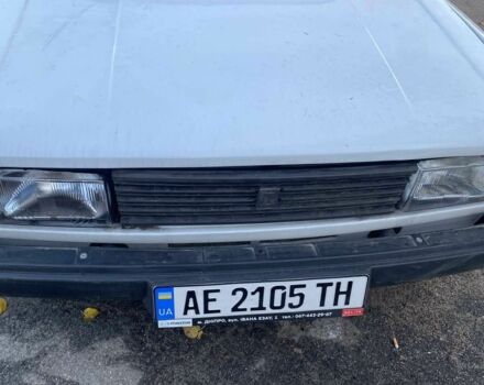 ВАЗ 2105 1982 в Днепре (Днепропетровске) на Automoto.ua Белый ВАЗ 2105, объемом двигателя 1.2 л и пробегом 20 тыс. км за 800 $, фото 7 на Automoto.ua