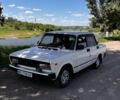 Белый ВАЗ 2105, объемом двигателя 1.5 л и пробегом 300 тыс. км за 850 $, фото 1 на Automoto.ua