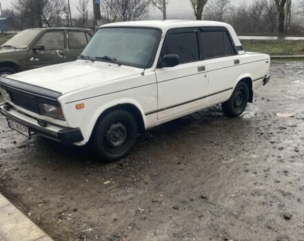 Белый ВАЗ 2105, объемом двигателя 1.3 л и пробегом 200 тыс. км за 713 $, фото 2 на Automoto.ua