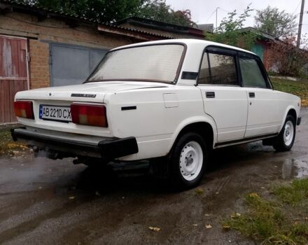 ВАЗ 2105 1983 в Калиновке на Automoto.ua Белый ВАЗ 2105, объемом двигателя 1.3 л и пробегом 150 тыс. км за 1200 $, фото 4 на Automoto.ua