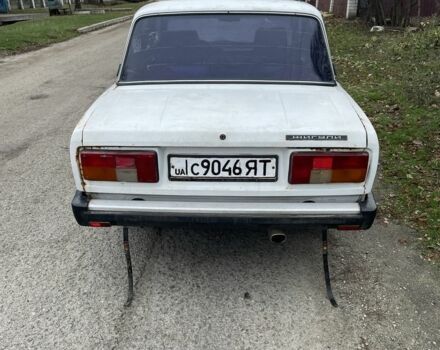 Белый ВАЗ 2105, объемом двигателя 1.5 л и пробегом 50 тыс. км за 713 $, фото 3 на Automoto.ua