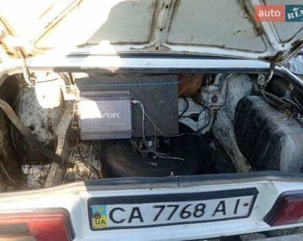 Білий ВАЗ 2105, об'ємом двигуна 1.2 л та пробігом 10 тис. км за 653 $, фото 6 на Automoto.ua